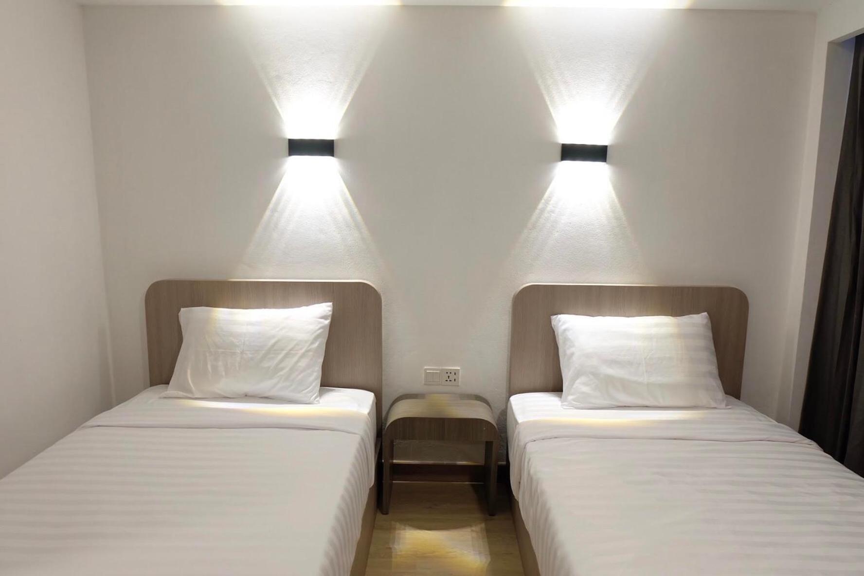 U-Thong Hotel Phitszanulok Kültér fotó